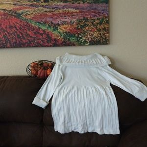 Off the shoulder sweater or cowl neck style